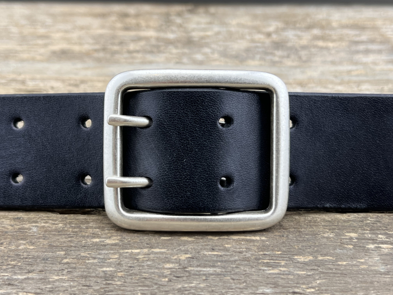 Gürtel mit Doppeldornschließe (Schwarz)