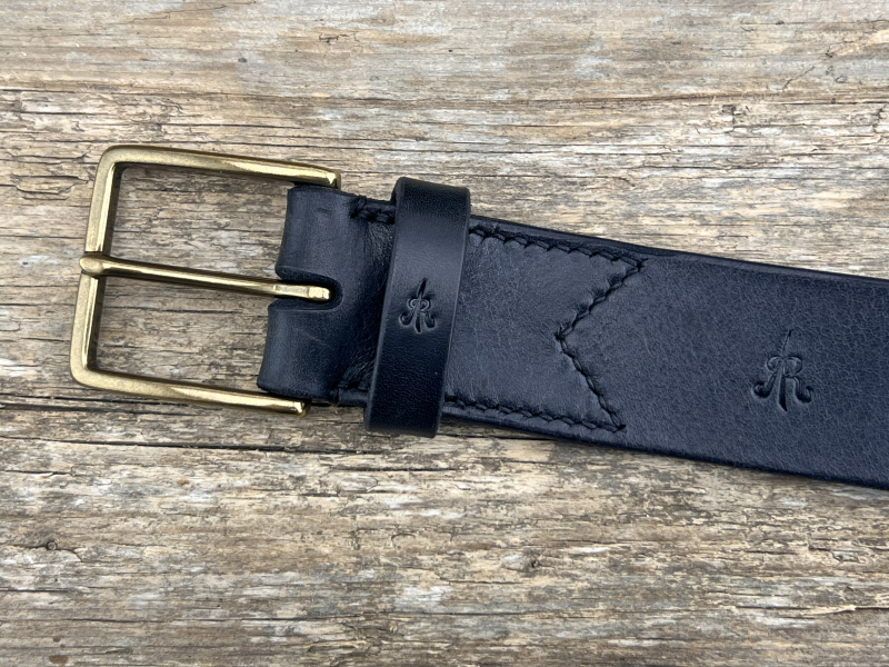 Preview: Gürtel mit Halbschließe (Schwarz)