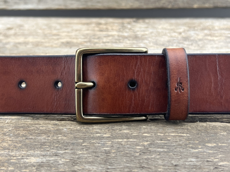 Gürtel mit Halbschließe (Cognac)