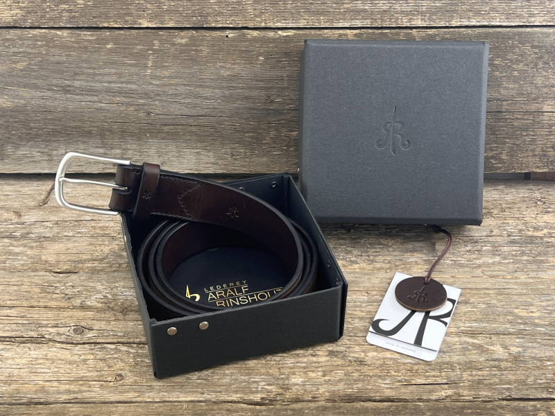 Gürtel mit Halbschließe (Braun)