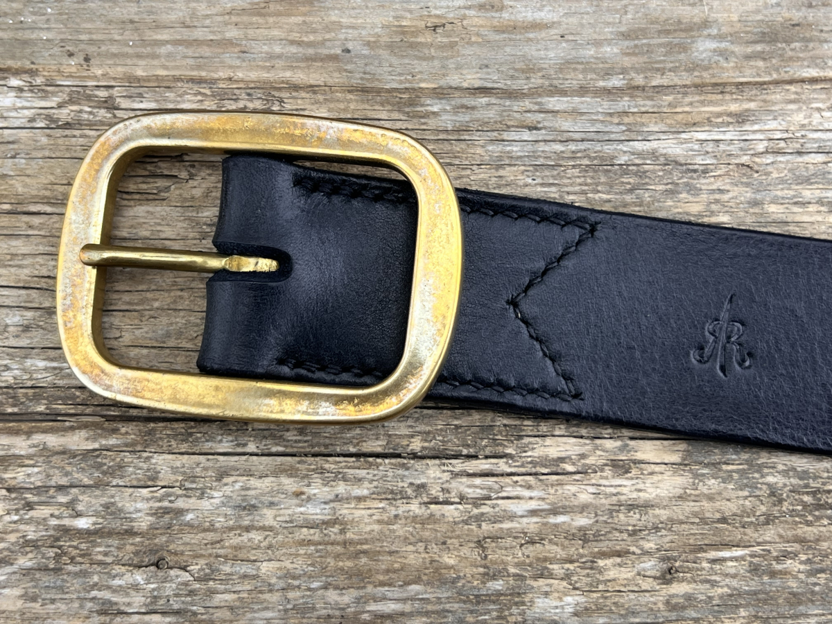 Gürtel mit Doppelstegschließe (Schwarz)