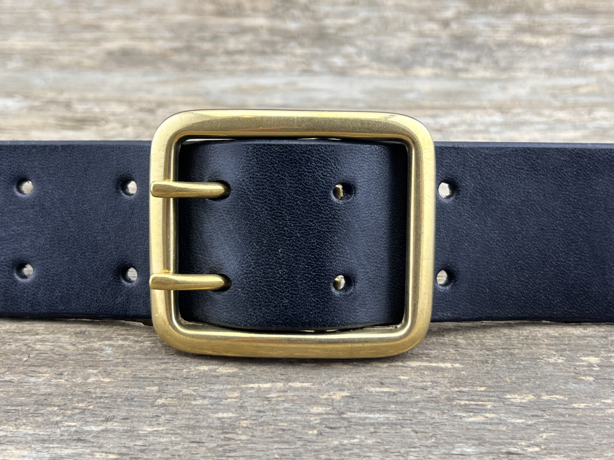 Gürtel mit Doppeldornschließe (Schwarz)