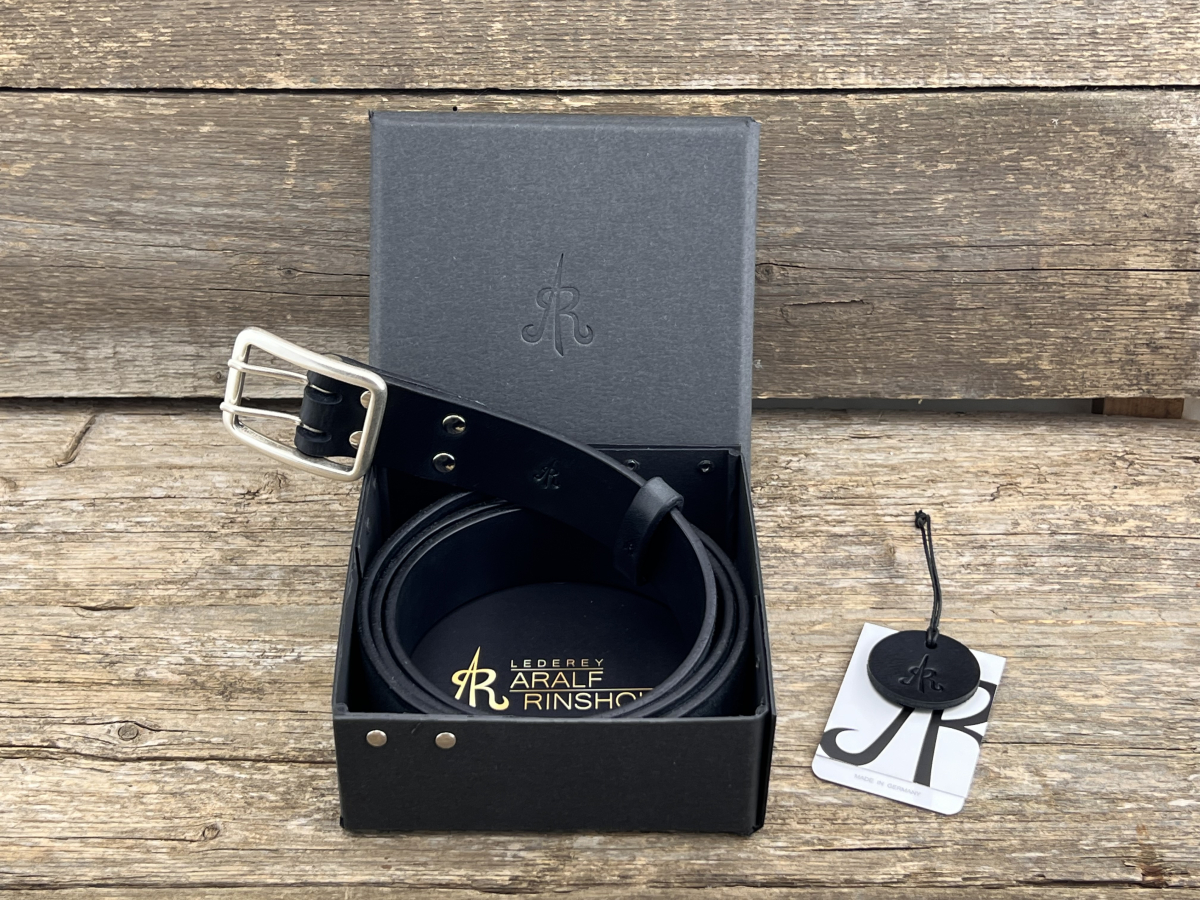 Gürtel mit Doppeldornschließe (Schwarz)