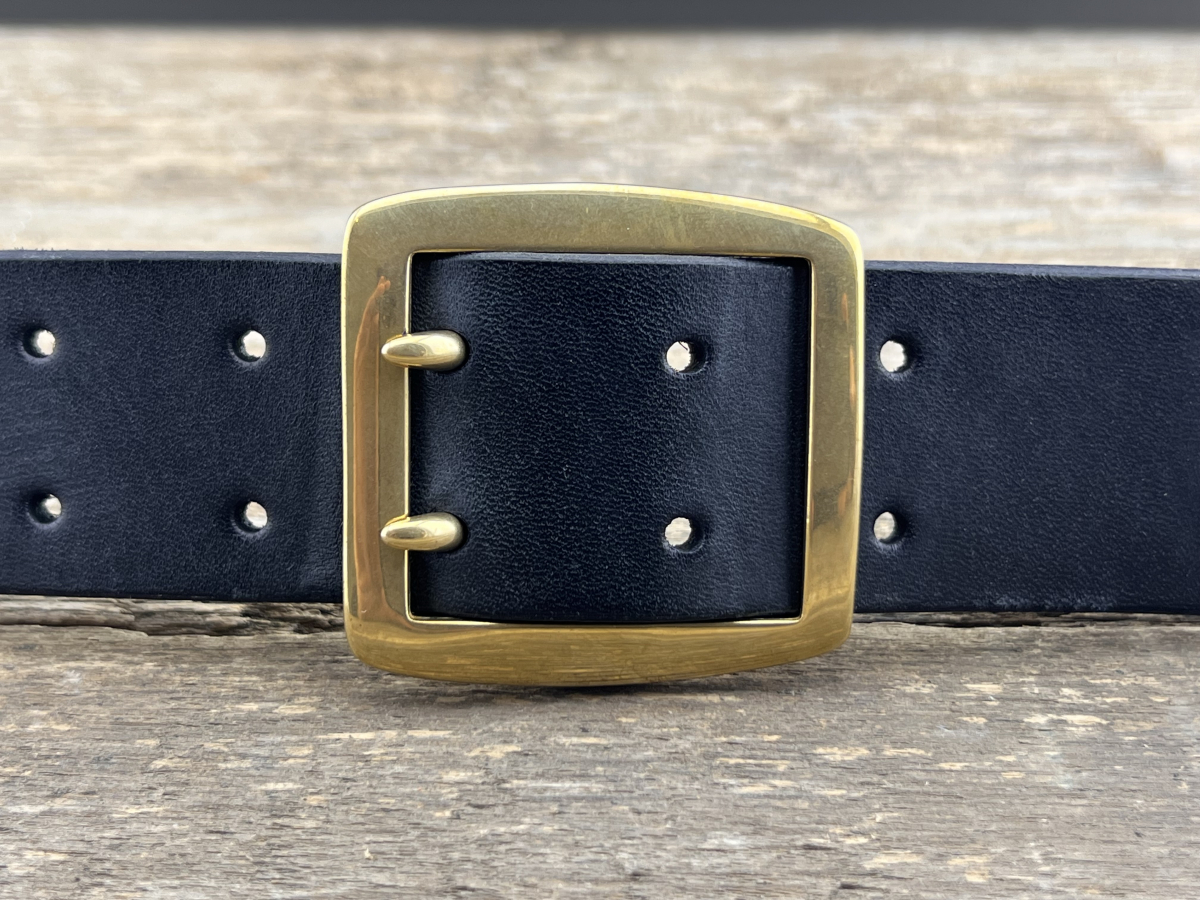 Gürtel mit Doppeldornschließe (Schwarz)