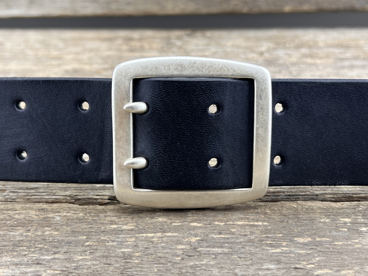 Gürtel mit Doppeldornschließe (Schwarz)