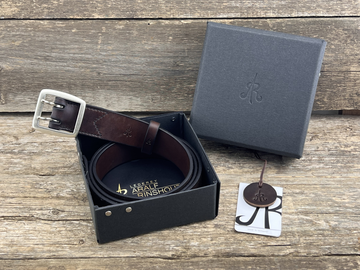 Gürtel mit Doppeldornschließe (Braun)