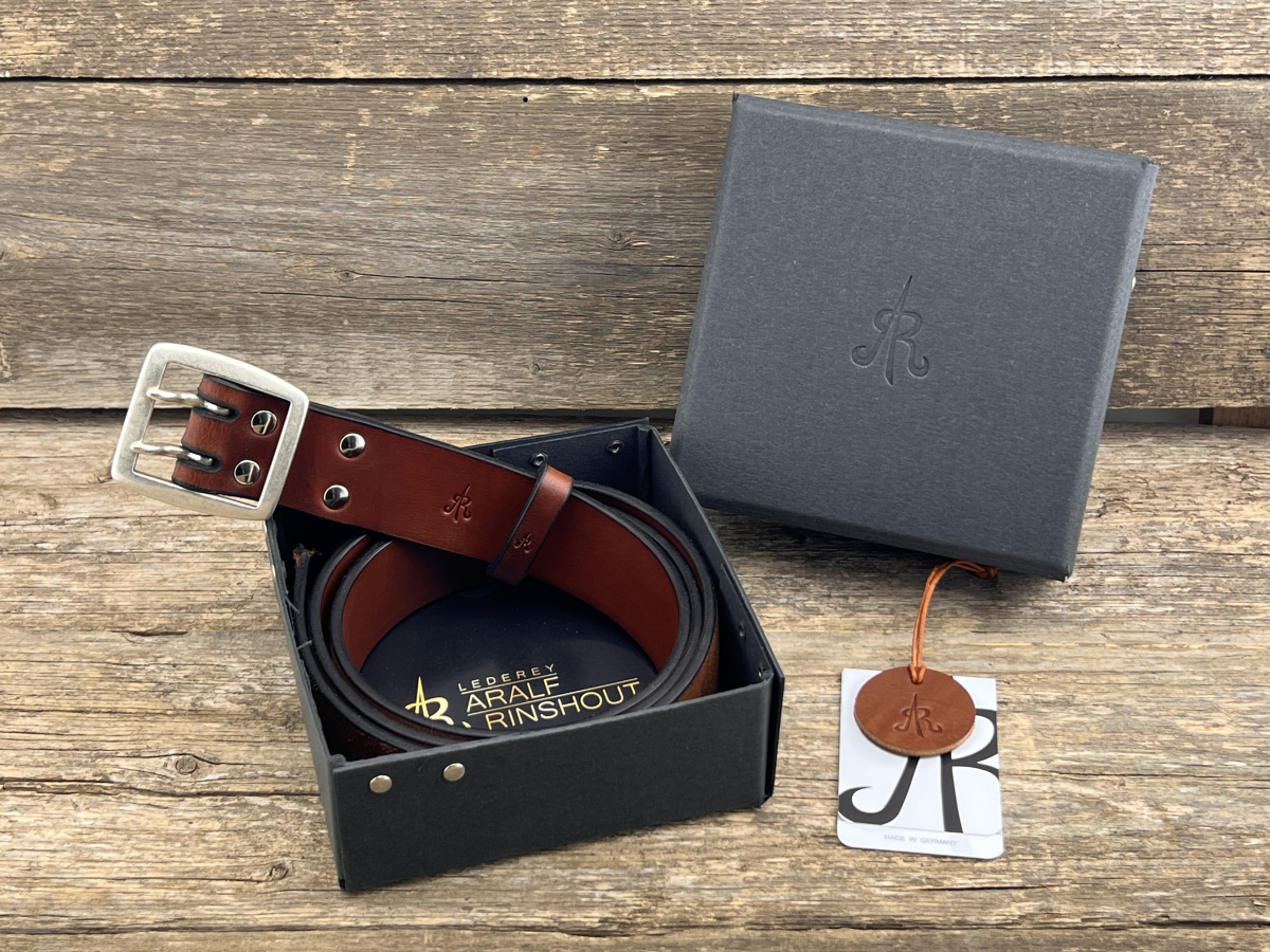 Gürtel mit Doppeldornschließe (Cognac)