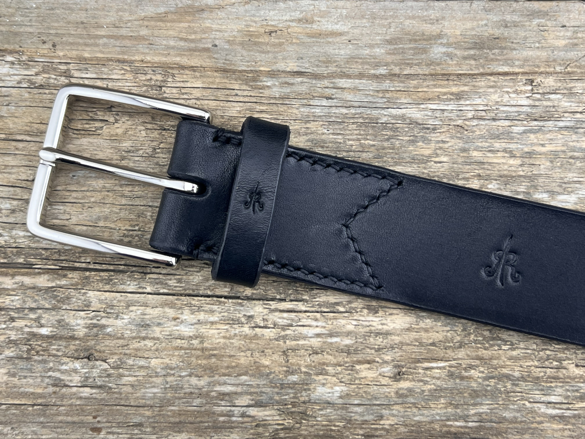 Gürtel mit Halbschließe (Schwarz)