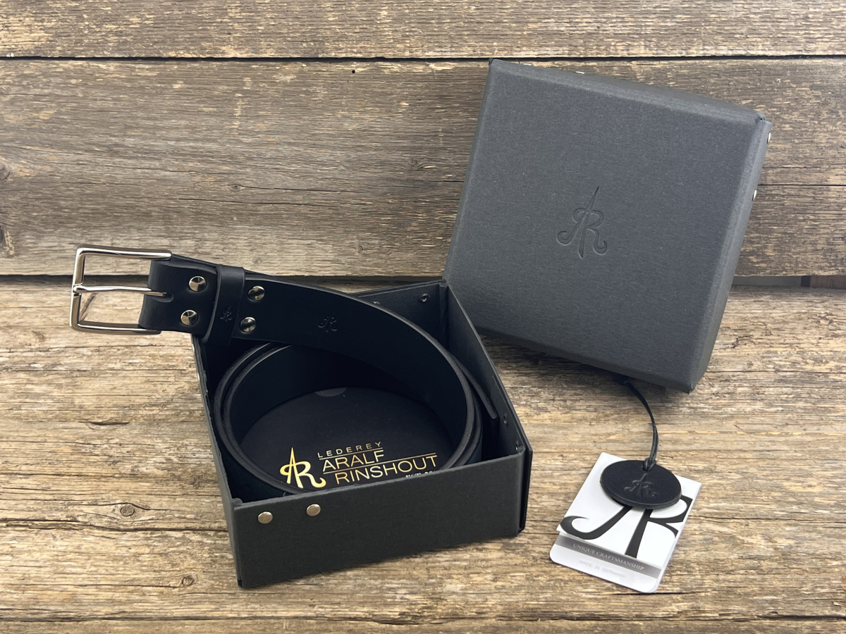 Gürtel mit Halbschließe (Schwarz)