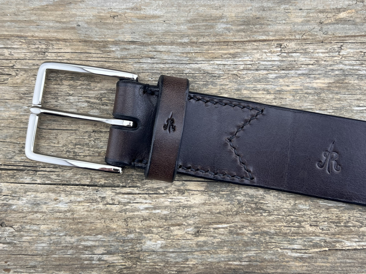 Gürtel mit Halbschließe (Braun)