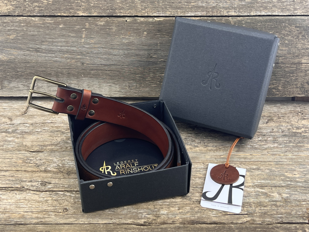 Gürtel mit Halbschließe (Cognac)