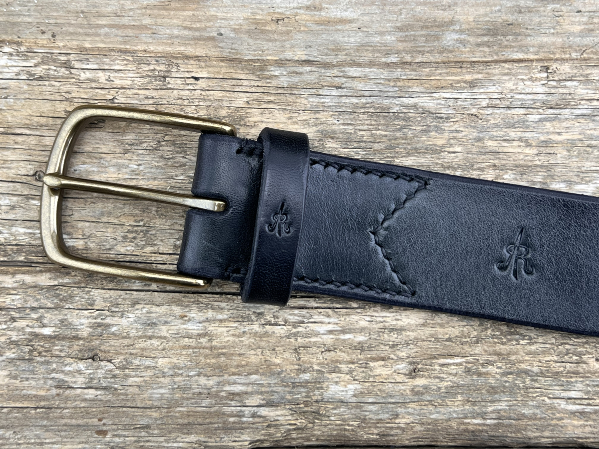 Belt with half clasp (black)